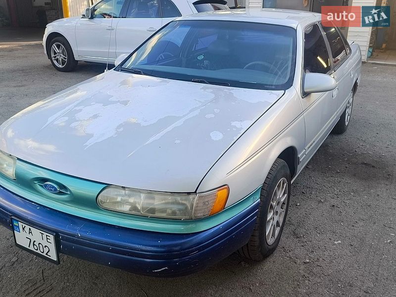 Ford Taurus 1995