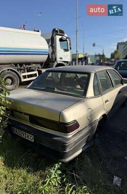 Ford Tempo  1988