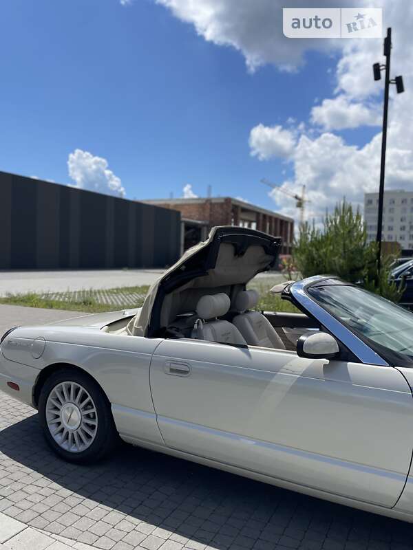Кабриолет Ford Thunderbird 2005 в Хмельницком