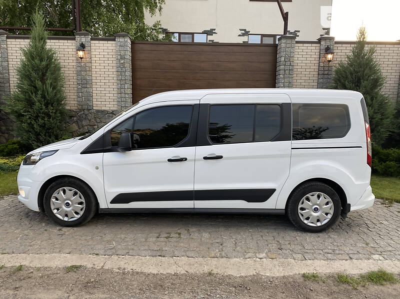 Микровэн Ford Tourneo Connect