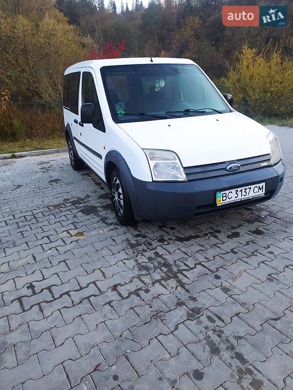 Хэтчбек Ford Tourneo Connect