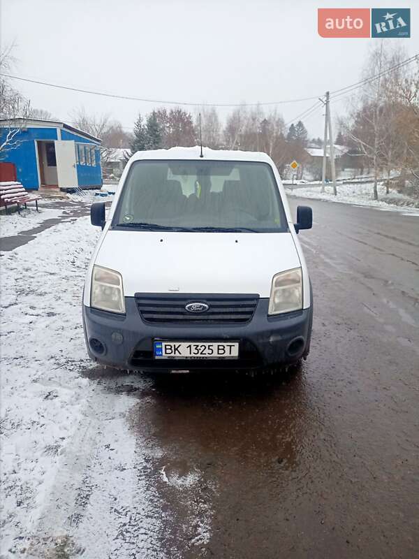 Седан Ford Tourneo Connect