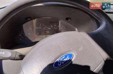 Ford Tourneo Connect 2005