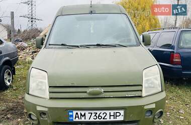 Ford Tourneo Connect  2004