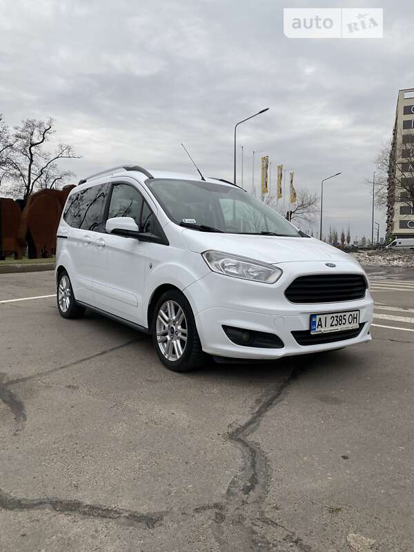 Микровэн Ford Tourneo Courier