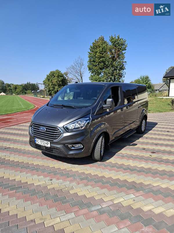 Ford Tourneo Custom