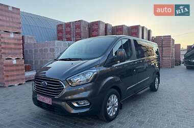 Ford Tourneo Custom 2023