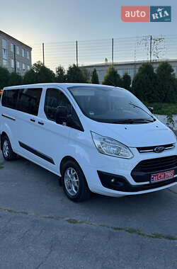 Ford Tourneo Custom 2013