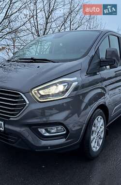 Ford Tourneo Custom  2021