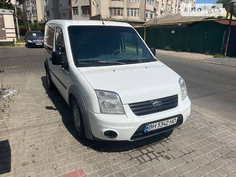 Грузовой фургон Ford Transit Connect