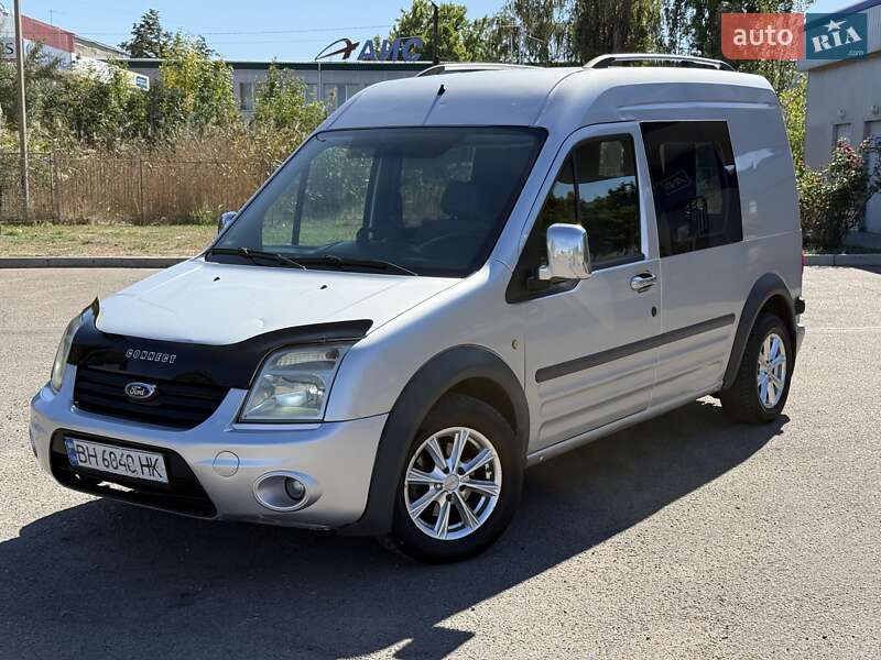 Грузовики Ford Transit Connect