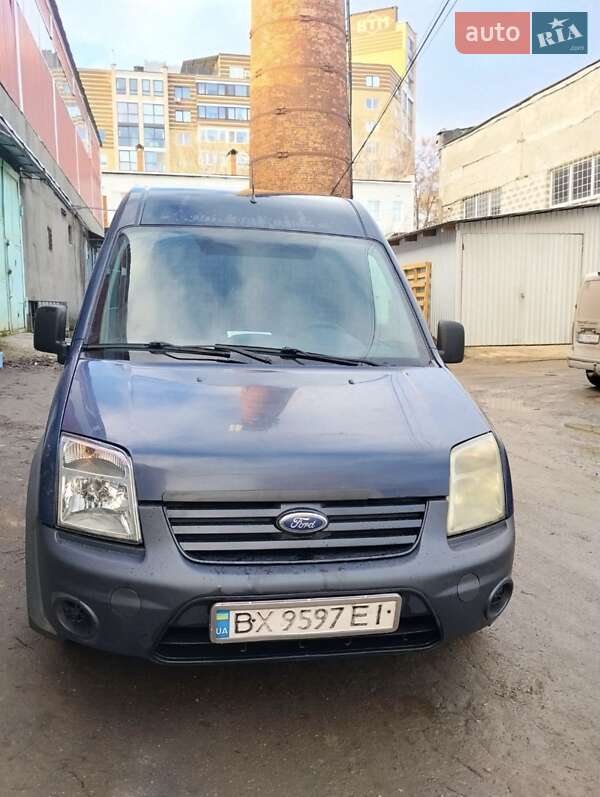 Вантажівки Ford Transit Connect