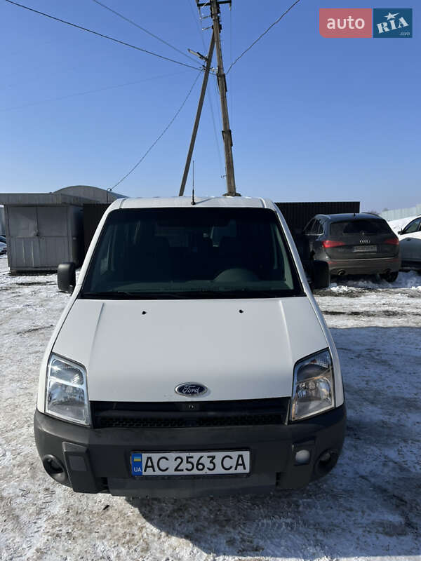 Минивэн Ford Transit Connect
