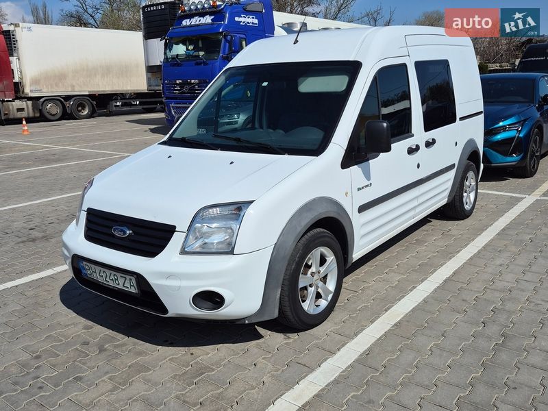 Грузовики Ford Transit Connect
