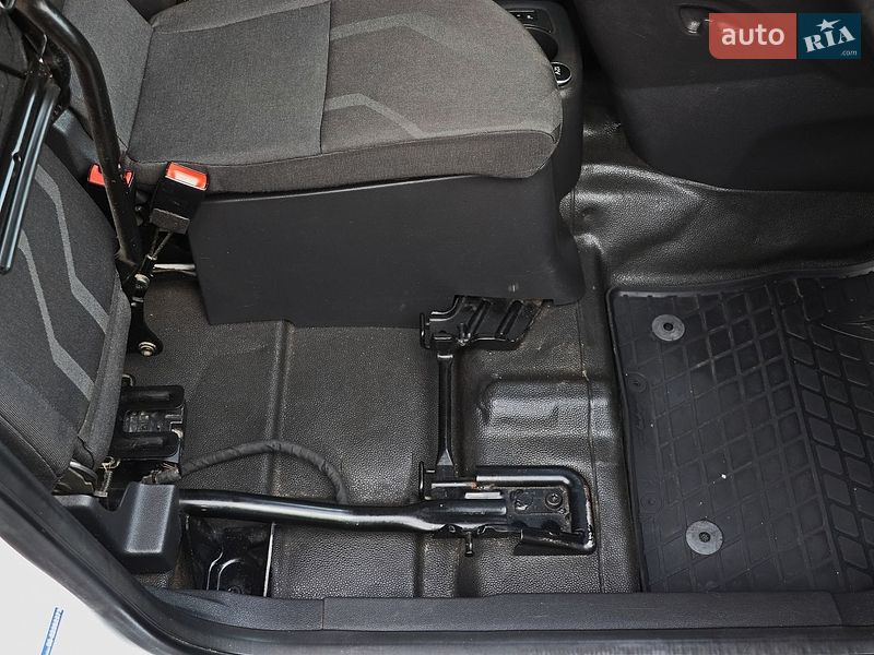 Вантажний фургон Ford Transit Connect 2016 в Кременчуці фото 27 Вантажний фургон Ford Transit Connect 2016 в Кременчуці