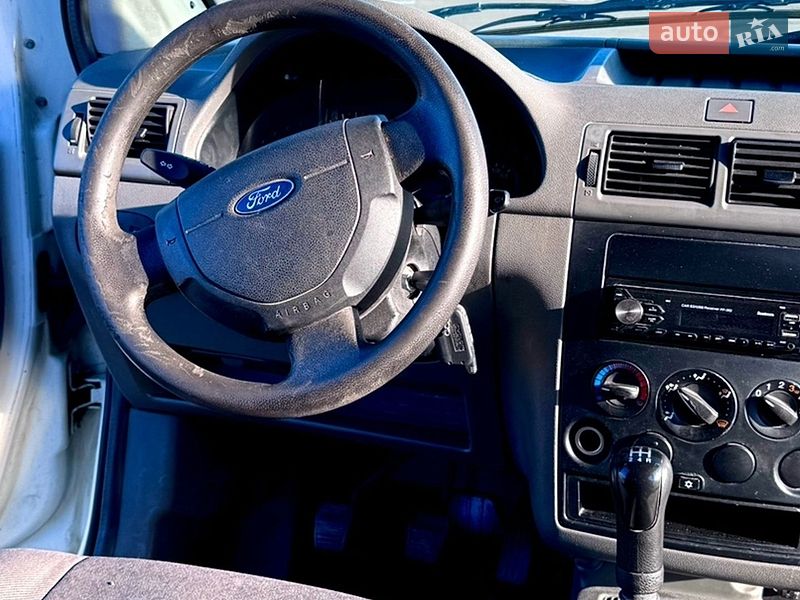 Мінівен Ford Transit Connect 2005 в Львові
