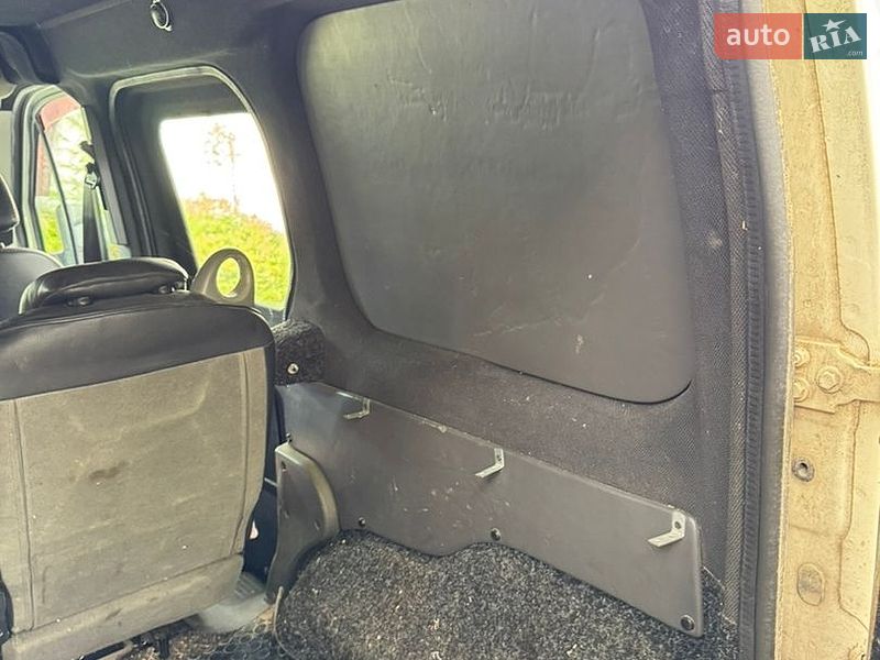 Минивэн Ford Transit Connect 2005 в Дрогобыче