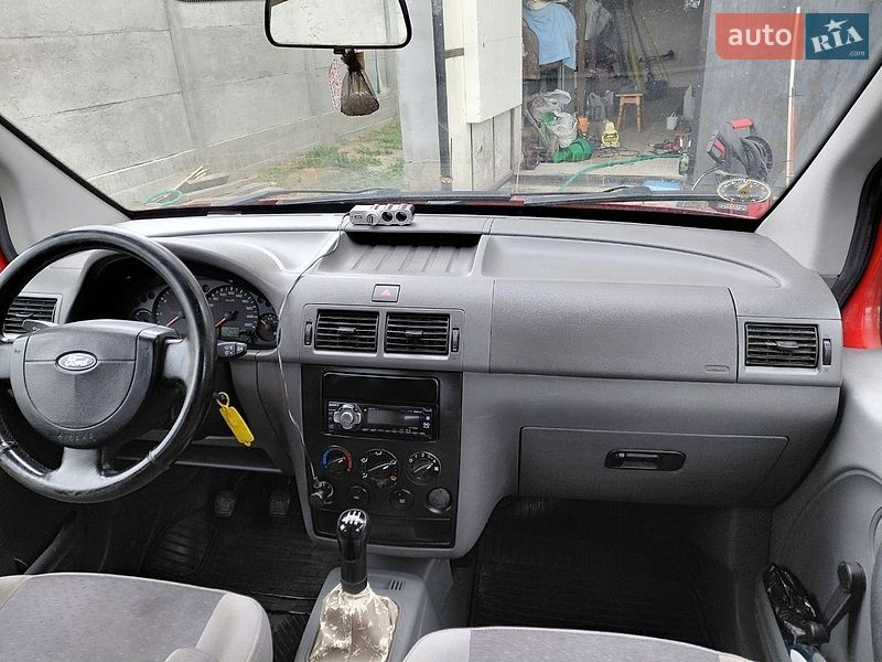 Минивэн Ford Transit Connect 2004 в Коростене фото 10 Минивэн Ford Transit Connect 2004 в Коростене
