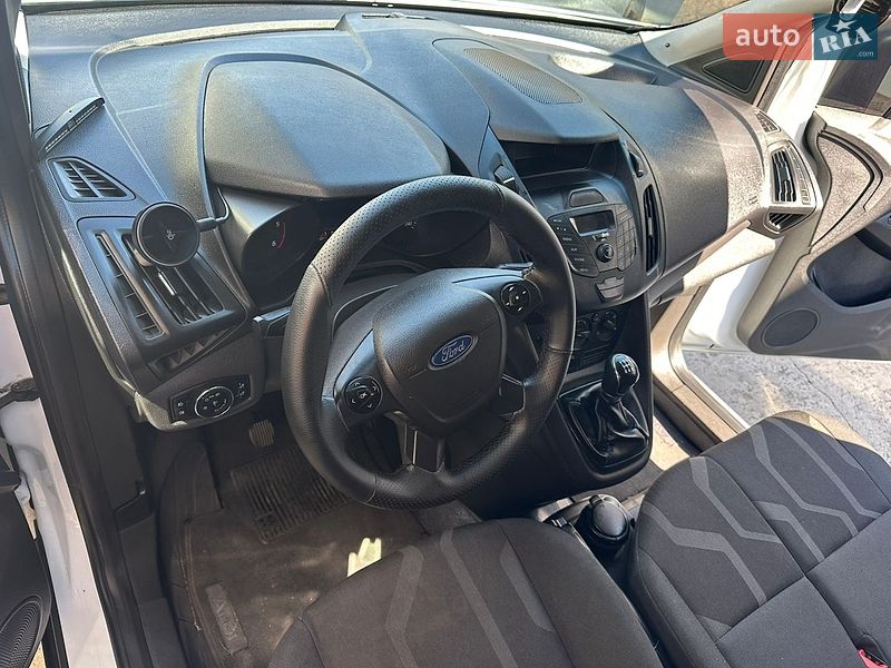 Грузовой фургон Ford Transit Connect 2018 в Бабинцам