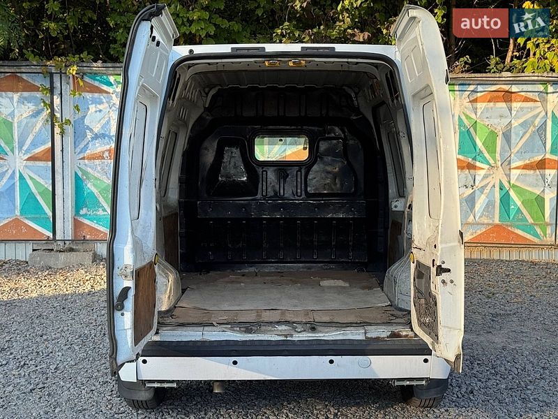 Вантажний фургон Ford Transit Connect 2011 в Києві