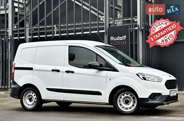 Ford Transit Courier 2022