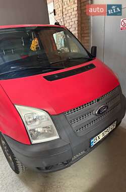 Ford Transit Courier  2013