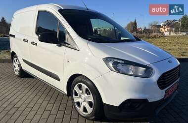 Ford Transit Courier  2020
