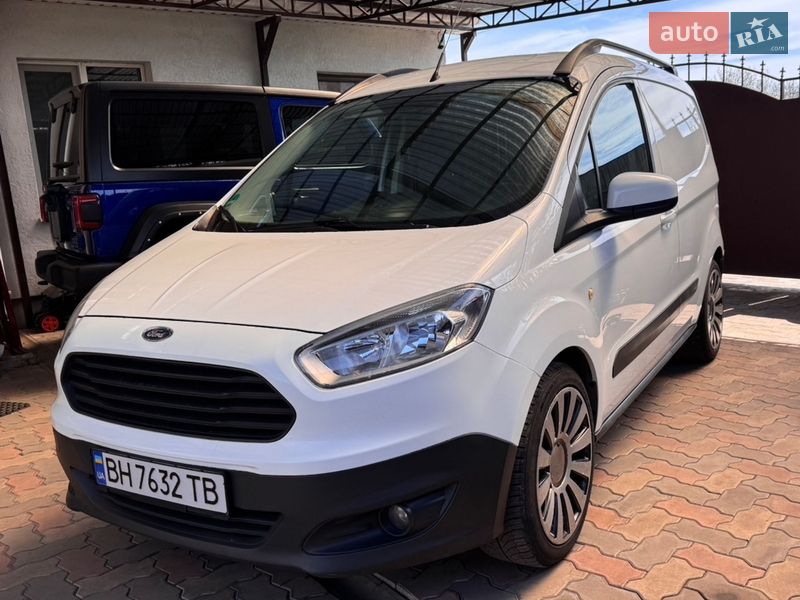 Ford Transit Courier