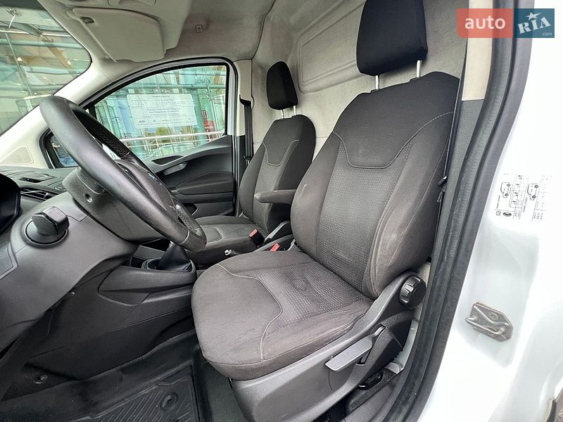 Грузовой фургон Ford Transit Courier 2014 в Киеве