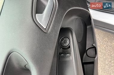 Грузовой фургон Ford Transit Courier 2014 в Киеве