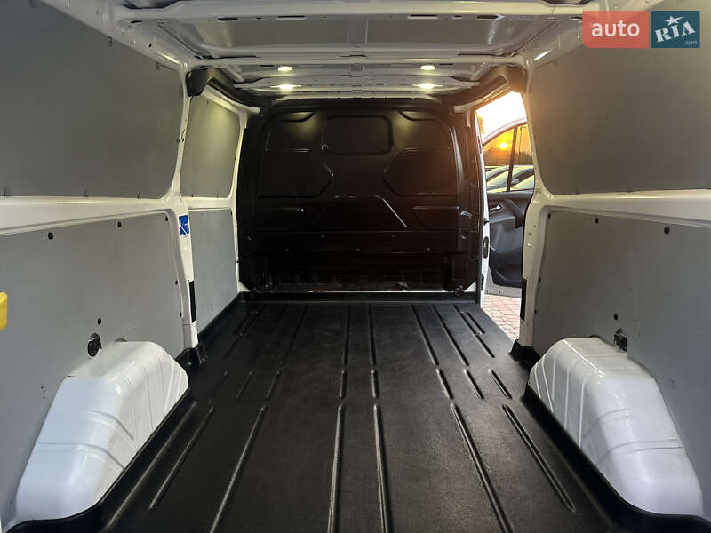 Вантажний фургон Ford Transit Custom 2016 в Береговому