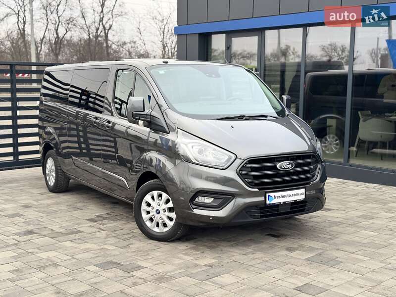Минивэн Ford Transit Custom