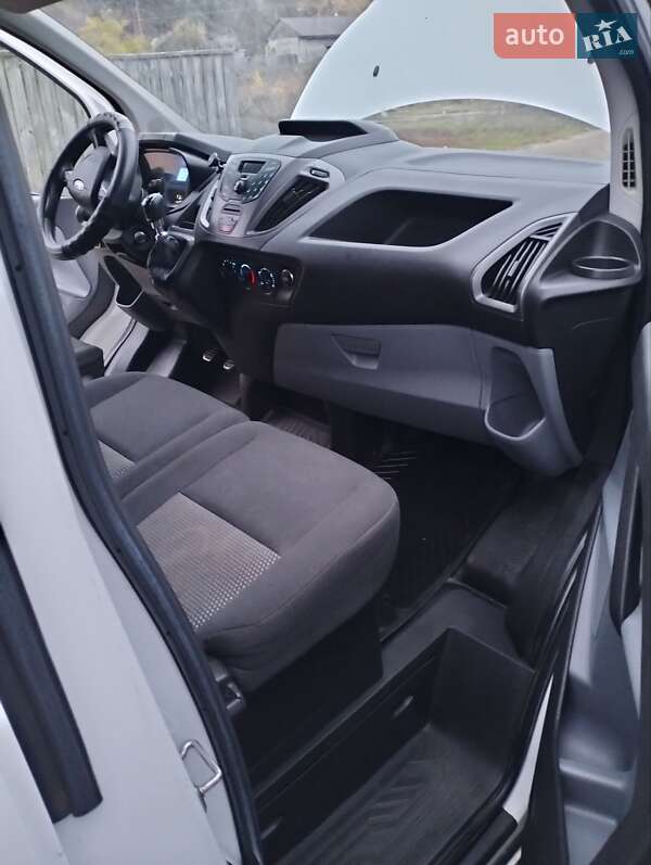 Вантажний фургон Ford Transit Custom 2017 в Черкасах