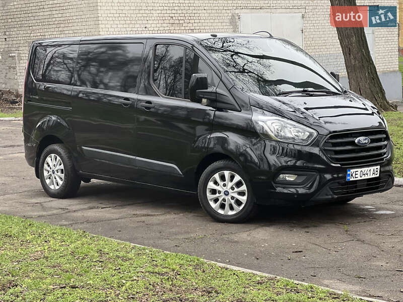 Грузовики Ford Transit Custom