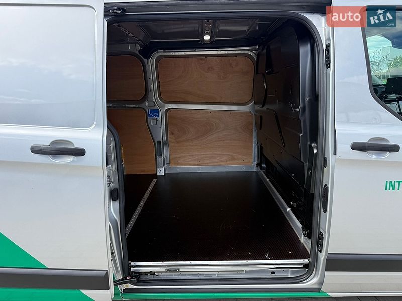 Грузовой фургон Ford Transit Custom 2022 в Виноградове фото 12 Грузовой фургон Ford Transit Custom 2022 в Виноградове