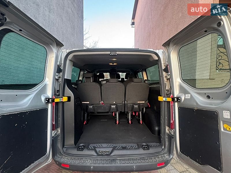 Минивэн Ford Transit Custom 2016 в Сваляве