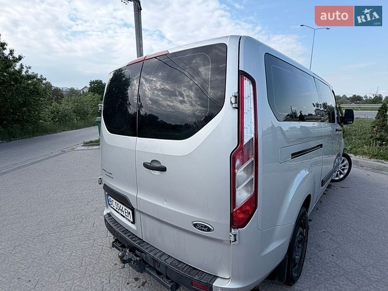 Грузовой фургон Ford Transit Custom 2018 в Львове