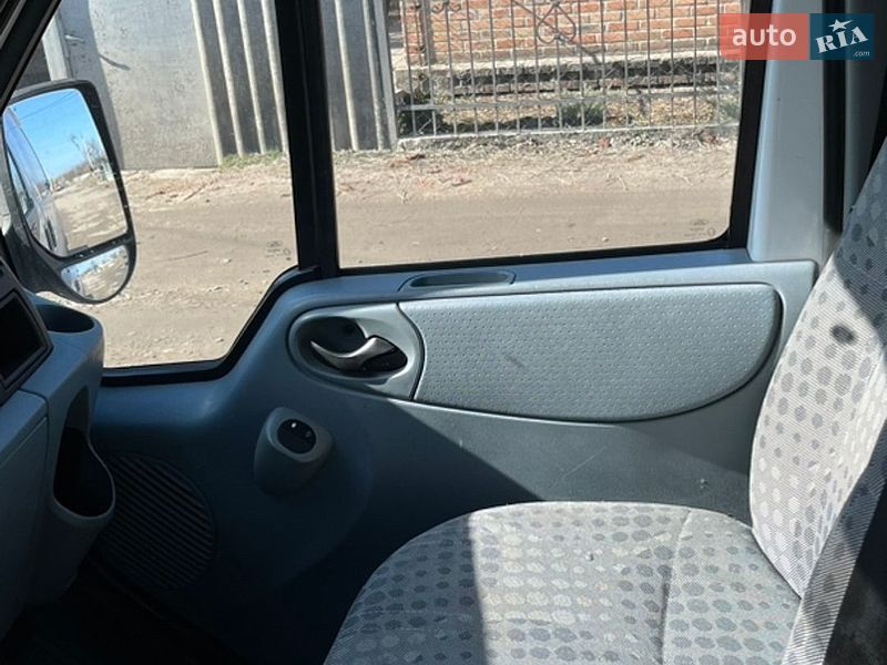 Грузовой фургон Ford Transit Custom 2011 в Андреевке фото 19 Грузовой фургон Ford Transit Custom 2011 в Андреевке