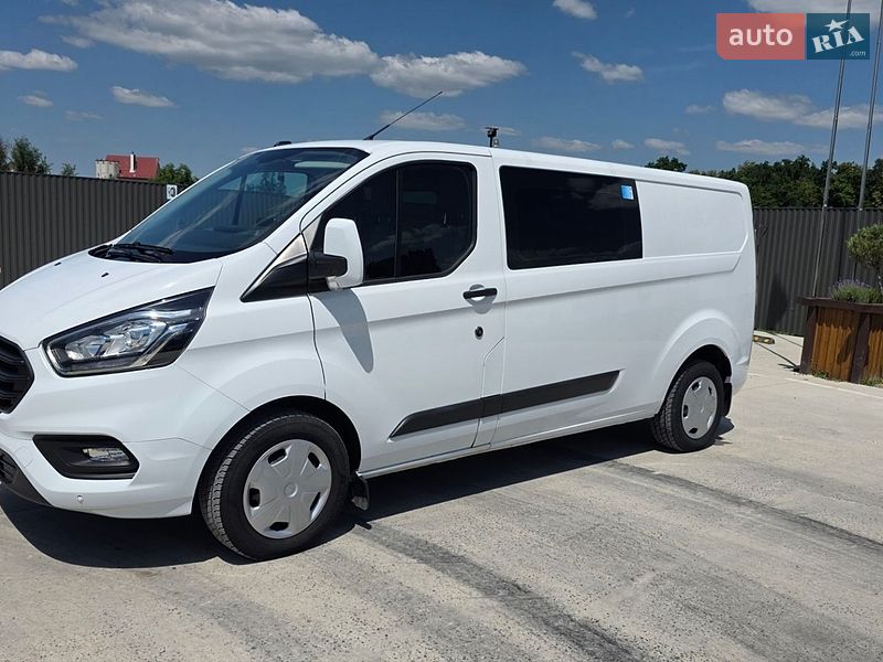 Вантажопасажирський фургон Ford Transit Custom 2019 в Чорткові