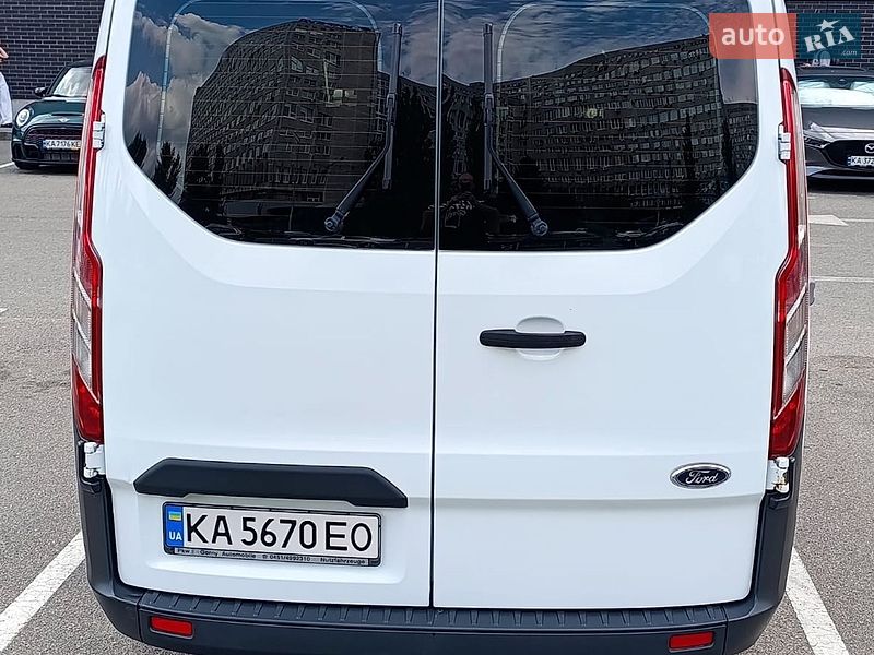 Минивэн Ford Transit Custom 2015 в Киеве