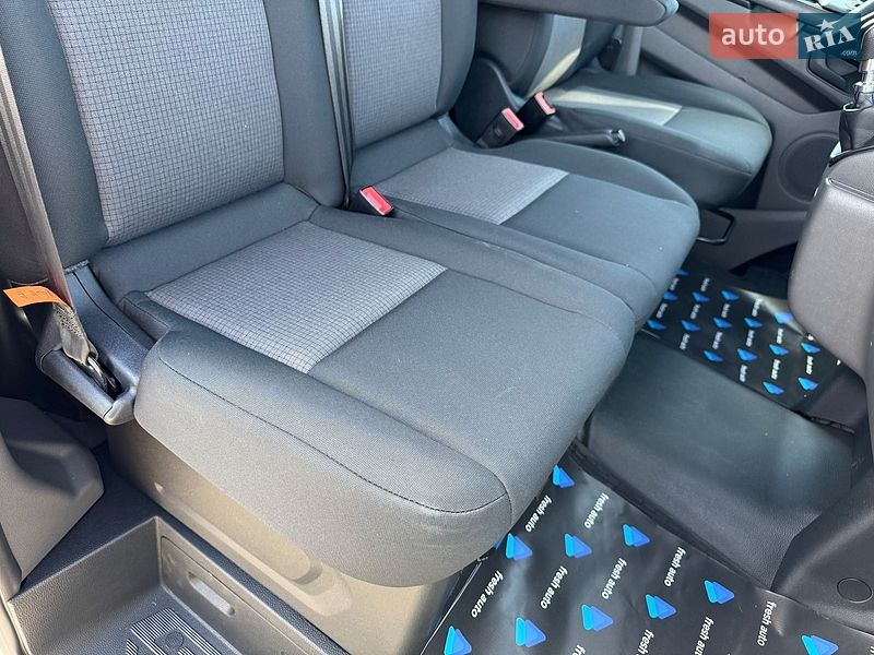 Вантажний фургон Ford Transit Custom 2021 в Рівному фото 27 Вантажний фургон Ford Transit Custom 2021 в Рівному