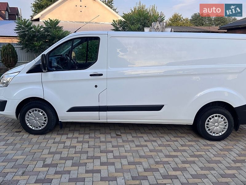 Грузовой фургон Ford Transit Custom 2016 в Ивано-Франковске