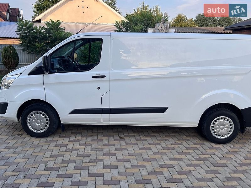 Грузовой фургон Ford Transit Custom 2016 в Ивано-Франковске