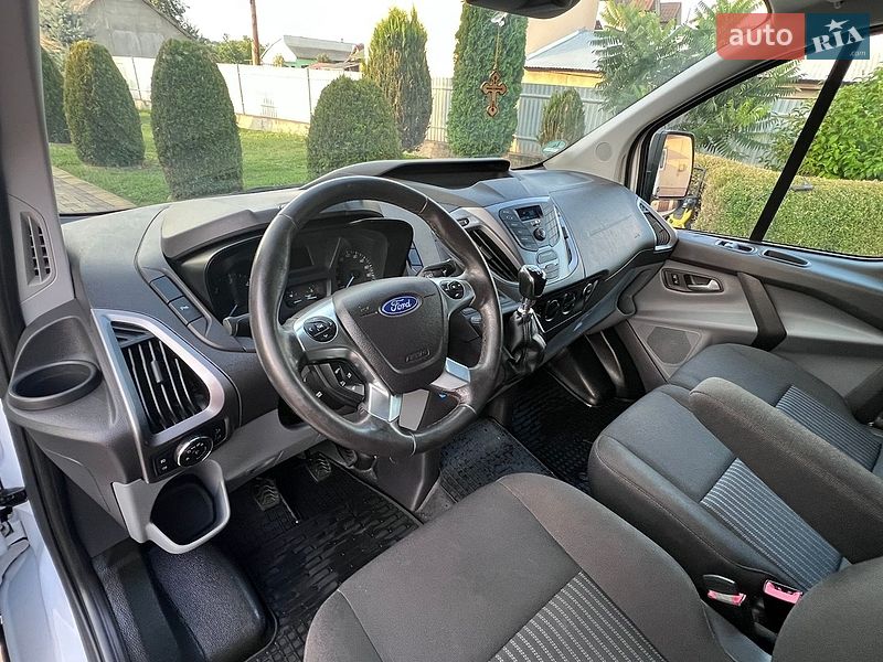 Грузовой фургон Ford Transit Custom 2016 в Ивано-Франковске