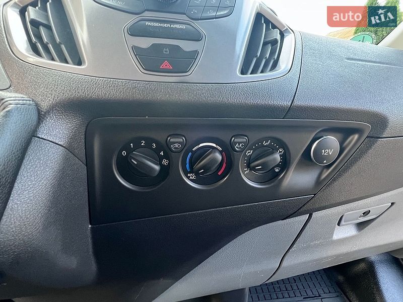 Грузовой фургон Ford Transit Custom 2016 в Ивано-Франковске