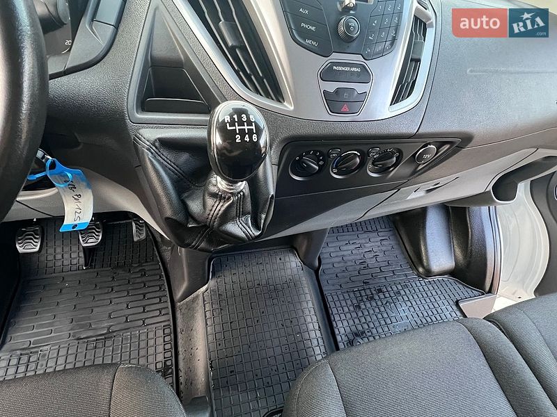 Грузовой фургон Ford Transit Custom 2016 в Ивано-Франковске