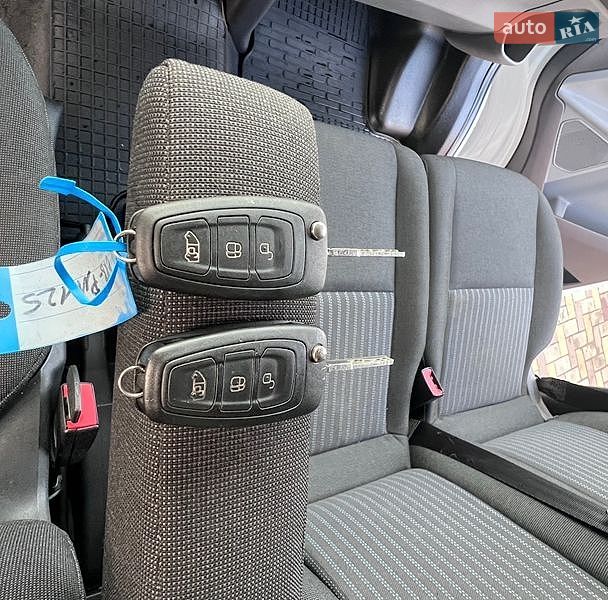 Грузовой фургон Ford Transit Custom 2016 в Ивано-Франковске