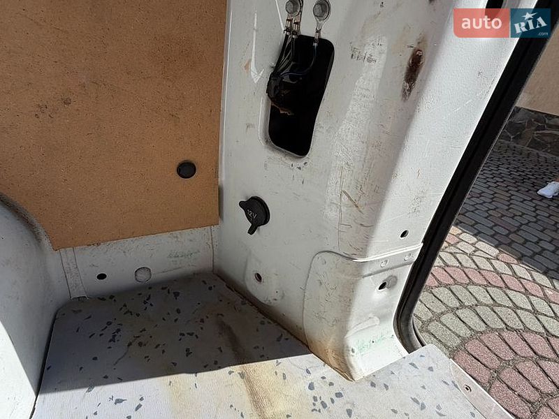 Грузовой фургон Ford Transit Custom 2015 в Львове фото 19 Грузовой фургон Ford Transit Custom 2015 в Львове