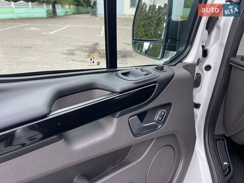Грузовой фургон Ford Transit Custom 2023 в Дубно