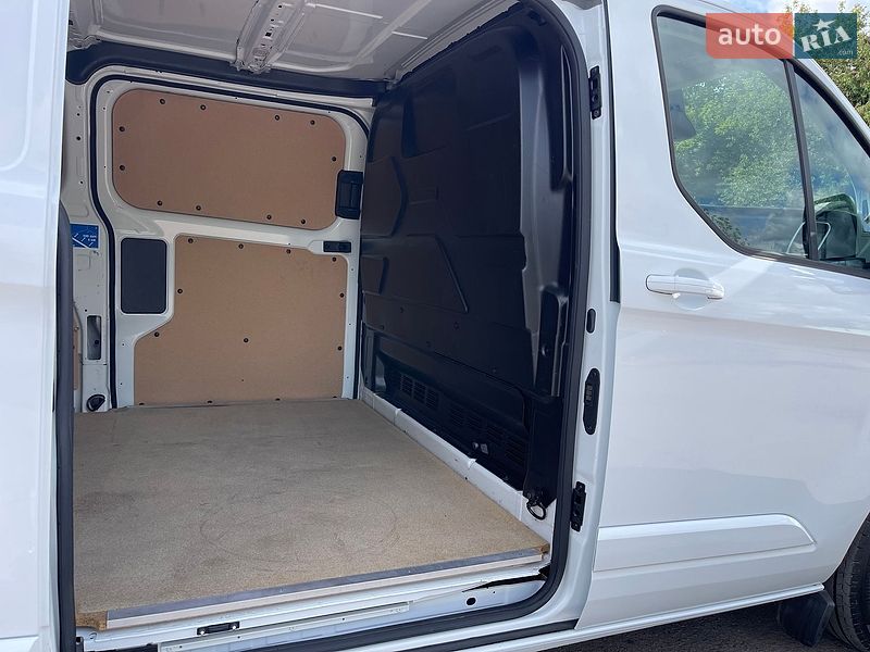 Грузовой фургон Ford Transit Custom 2023 в Дубно